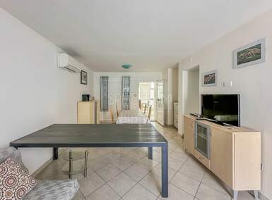Cetvorosoban stan, Novigrad, prodaja, 269000 €, 99 m2