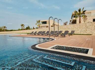 Dvosoban stan, Umag, prodaja, 808237 €, 99 m2