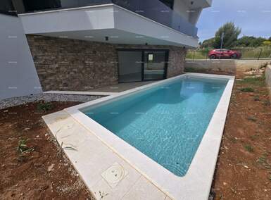 Dvosoban stan, Ližnjan, prodaja, 285000 €, 75 m2