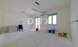 Trosoban stan, Rijeka, Srdoči, prodaja, 218000 €, 69 m2