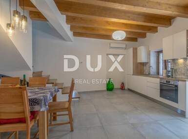 Kuca, Pula, Centar, prodaja, 715000 €, 240 m2