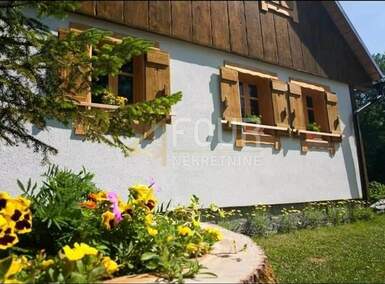 Kuca, Mrkopalj, Begovo Razdolje, prodaja, 296000 €, 210 m2