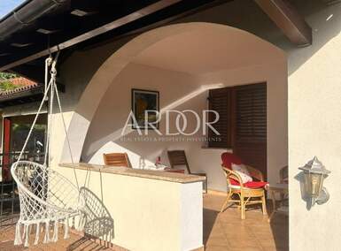 Trosoban stan, Malinska-Dubašnica, Kremenići, prodaja, 295000 €, 74 m2