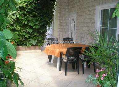 Kuca, Crikvenica, prodaja, 949000 €, 350 m2