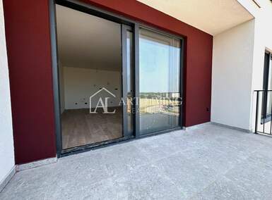 Dvosoban stan, Umag, prodaja, 219000 €, 56 m2