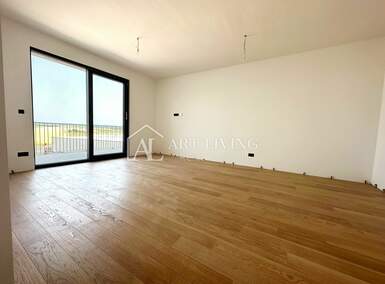 Trosoban stan, Umag, prodaja, 269000 €, 72 m2