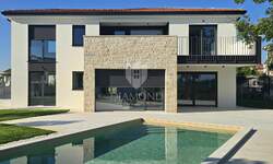 Kuca, Poreč, prodaja, 740000 €, 168 m2