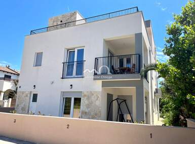 Trosoban stan, Vir, prodaja, 275200 €, 86 m2