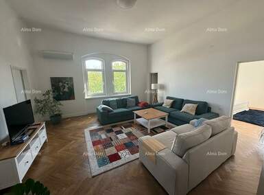 Trosoban stan, Pula, prodaja, 273000 €, 100 m2
