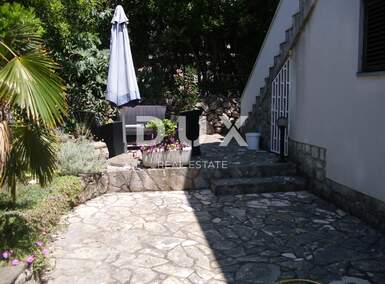 Cetvorosoban stan, Krk, prodaja, 395000 €, 126 m2