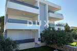 Trosoban stan, Novalja, prodaja, 310000 €, 88 m2