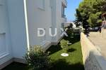 Trosoban stan, Novalja, prodaja, 310000 €, 88 m2