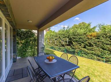 Cetvorosoban stan, Opatija, Pobri, prodaja, 325000 €, 120 m2