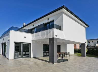 Kuca, Malinska-Dubašnica, Malinska, prodaja, 699000 €, 164 m2