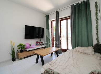 Dvosoban stan, Krk, prodaja, 163000 €, 34 m2