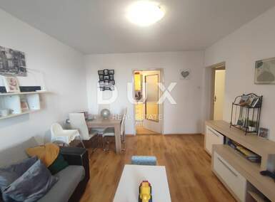 Trosoban stan, Pula, Vidikovac, prodaja, 233000 €, 68 m2