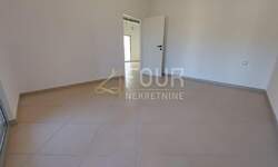 Trosoban stan, Pula, Veli vrh, prodaja, 217000 €, 75 m2