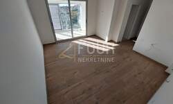 Trosoban stan, Pula, Veli vrh, prodaja, 197000 €, 66 m2
