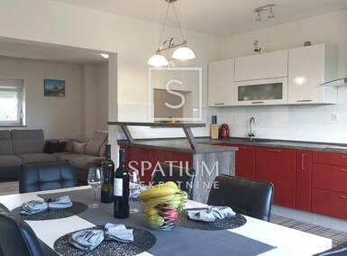 Kuca, Labin, prodaja, 590000 €, 280 m2