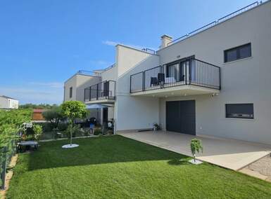Trosoban stan, Poreč, prodaja, 350000 €, 89 m2