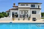 Kuca, Motovun, prodaja, 850000 €, 280 m2
