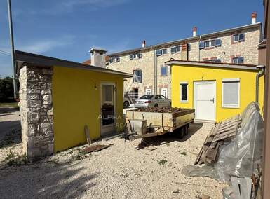 Kuca, Svetvinčenat, Juršići, prodaja, 400000 €, 90 m2