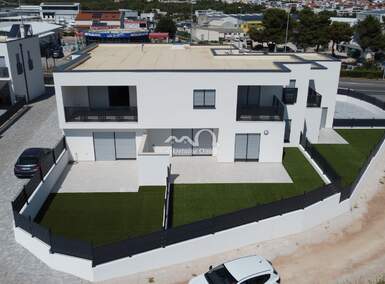 Cetvorosoban stan, Vodice, prodaja, 256000 €, 96 m2