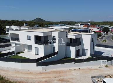 Trosoban stan, Vodice, prodaja, 250500 €, 98 m2