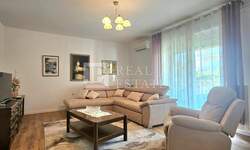 Trosoban stan, Crikvenica, Selce, prodaja, 400000 €, 120 m2