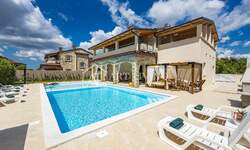 Kuca, Svetvinčenat, prodaja, 499000 €, 199 m2