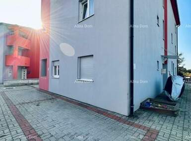 Dvosoban stan, Pula, prodaja, 330000 €, 104 m2