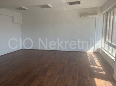 Poslovni prostor, Split, najam, 1200 €, 75 m2