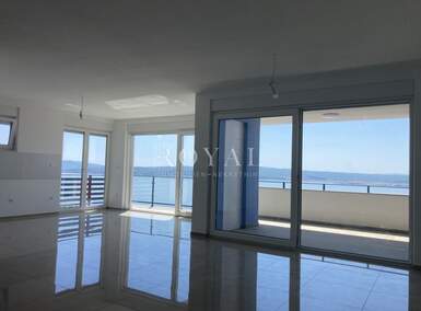 Stan, Crikvenica, prodaja, 1840000 €, 342 m2