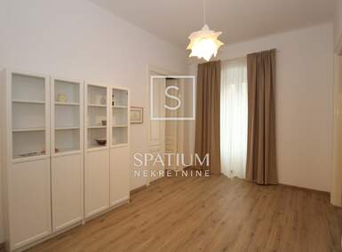 Poslovni prostor, Rijeka, Centar, najam, 1100 €, 94 m2