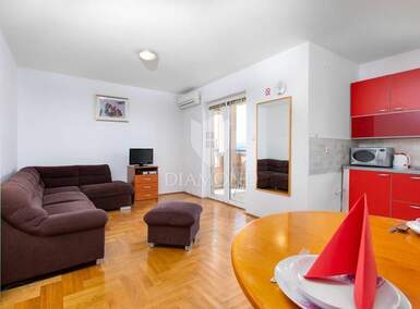 Trosoban stan, Malinska-Dubašnica, Malinska, prodaja, 255000 €, 59 m2