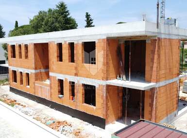 Trosoban stan, Poreč, prodaja, 285000 €, 67 m2
