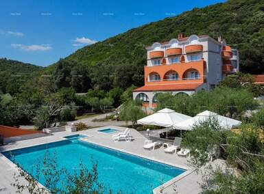 Kuca, Krnica, prodaja, 11 €, 1600 m2