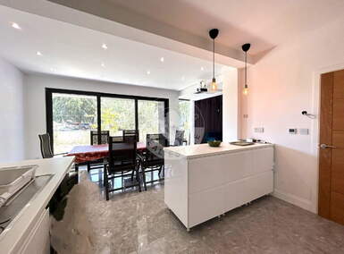 Kuca, Vodice, prodaja, 1100000 €, 203 m2
