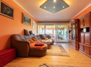 Kuca, Sveta Nedelja, prodaja, 498000 €, 370 m2