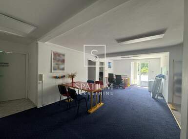 Poslovni prostor, Matulji, Jurdani, najam, 1200 €, 150 m2