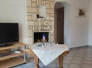 Kuca, Labin, prodaja, 299000 €, 300 m2