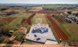 Kuca, Poreč, prodaja, 1199000 €, 437 m2