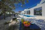 Kuca, Poreč, prodaja, 999000 €, 385 m2