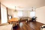 Cetvorosoban stan, Pula, Valdebek, prodaja, 330000 €, 104 m2