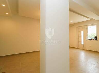 Stan, Pula, Centar, prodaja, 230000 €, 88 m2