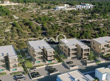 Trosoban stan, Šibenik, Brodarica, prodaja, 209450 €, 70 m2