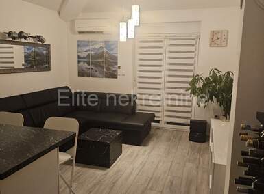 Trosoban stan, Viškovo, prodaja, 217000 €, 50 m2