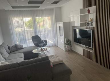 Stan, Kastav, najam, 1400 €, 130 m2