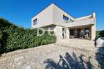 Kuca, Poreč, prodaja, 750000 €, 375 m2