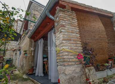 Kuca, Rovinj, prodaja, 180000 €, 30 m2